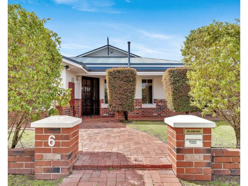 6 Rushmore Avenue, Canning Vale WA 6155