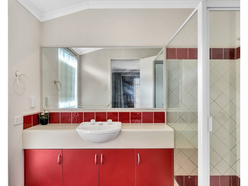 6 Rushmore Avenue, Canning Vale WA 6155