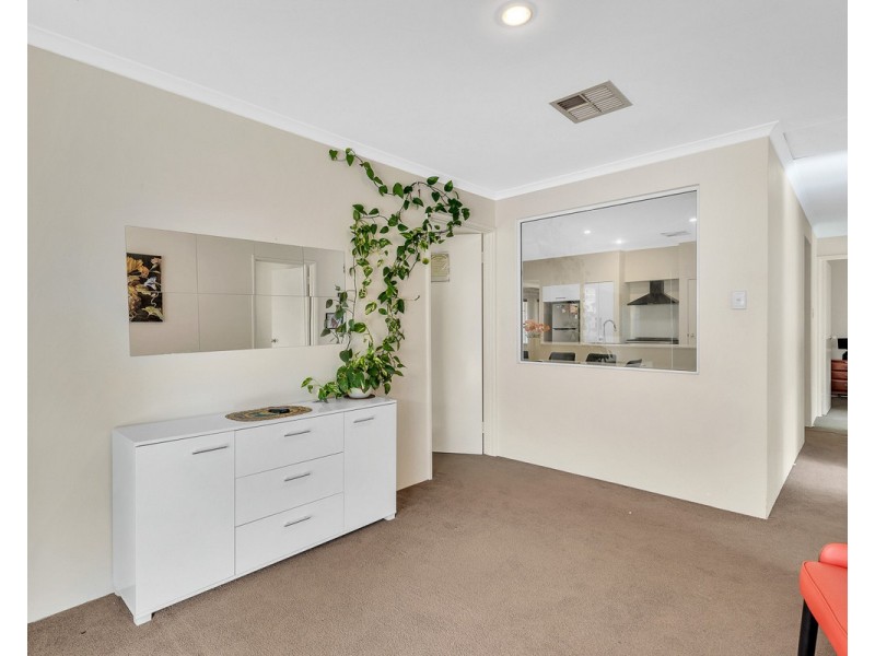 6 Rushmore Avenue, Canning Vale WA 6155