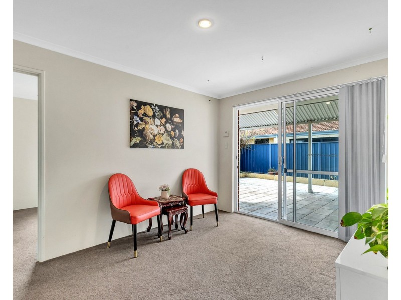 6 Rushmore Avenue, Canning Vale WA 6155