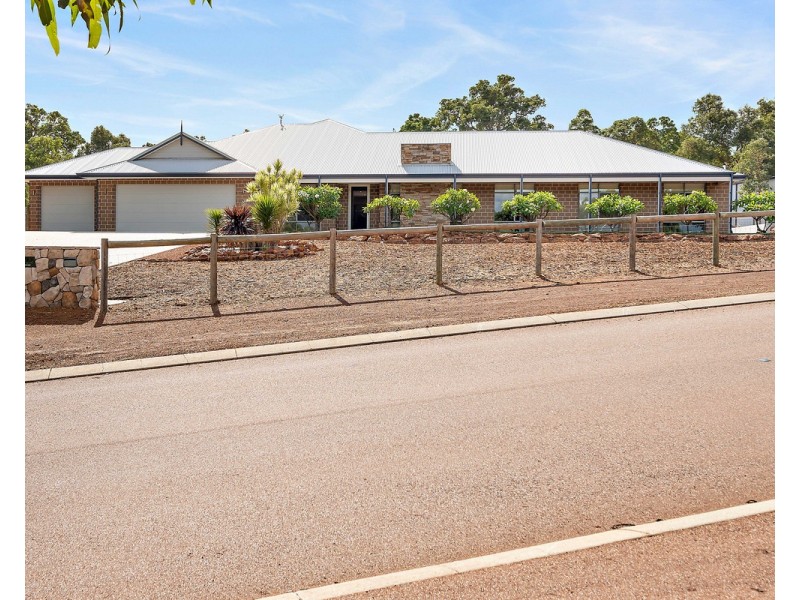 4 Meldrum Loop, Bedfordale WA 6112