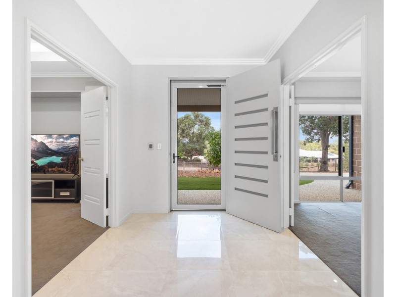 4 Meldrum Loop, Bedfordale WA 6112