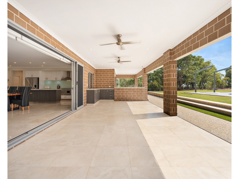 4 Meldrum Loop, Bedfordale WA 6112