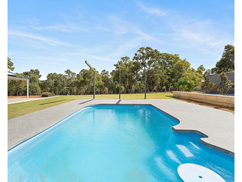 4 Meldrum Loop, Bedfordale WA 6112