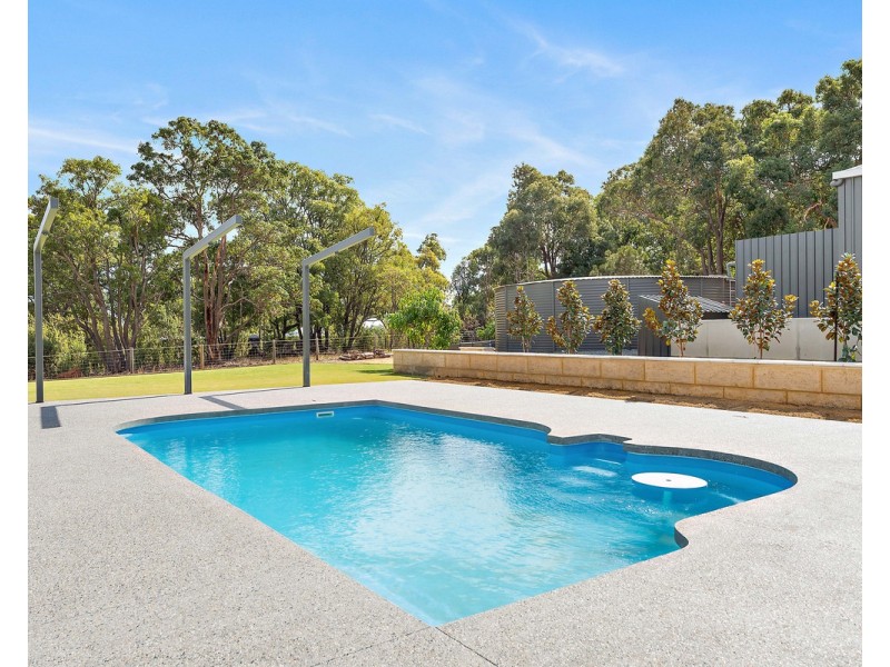 4 Meldrum Loop, Bedfordale WA 6112