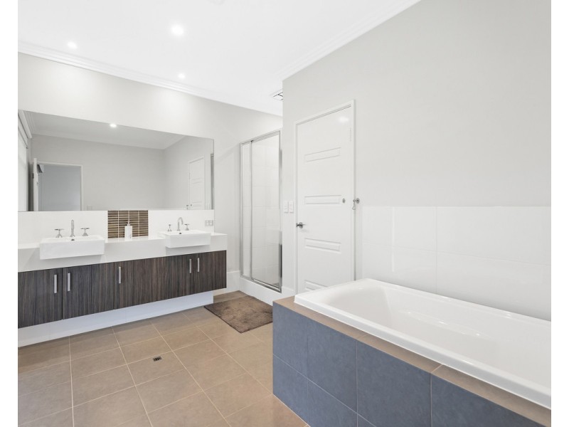 4 Meldrum Loop, Bedfordale WA 6112