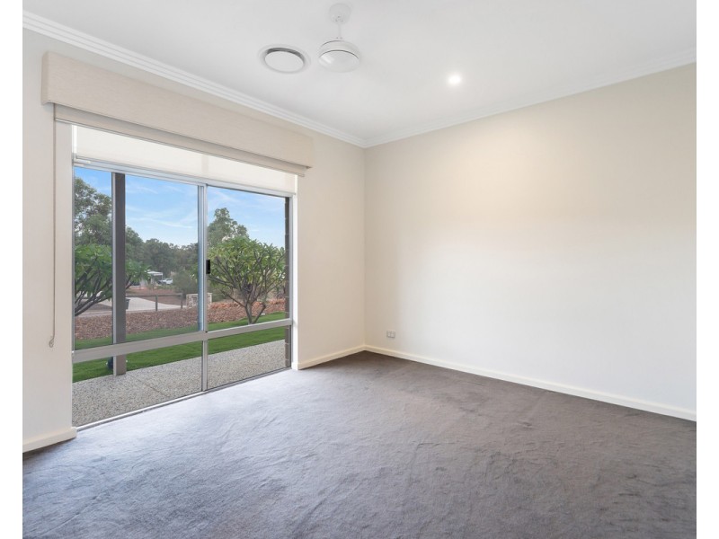 4 Meldrum Loop, Bedfordale WA 6112