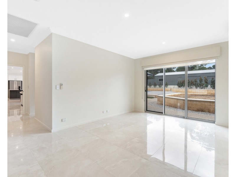 4 Meldrum Loop, Bedfordale WA 6112