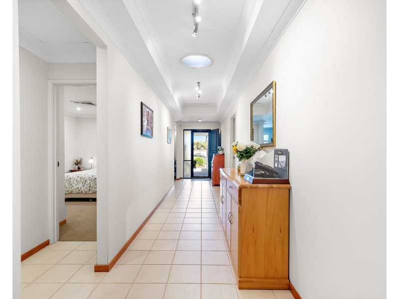 33 Hungerford Close, Canning Vale WA 6155