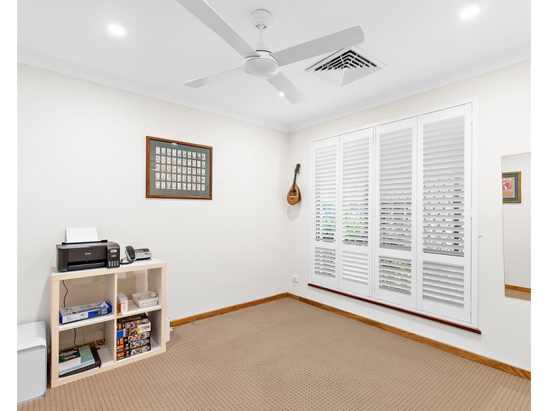 33 Hungerford Close, Canning Vale WA 6155