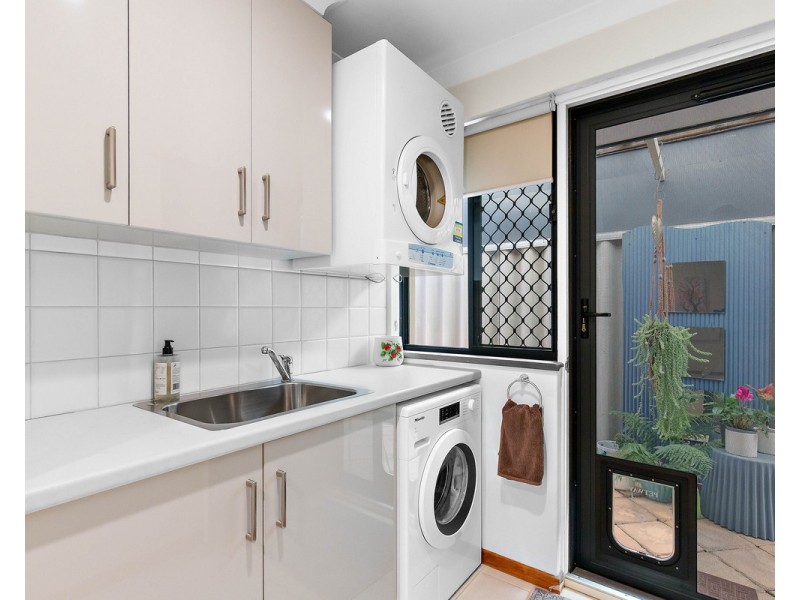33 Hungerford Close, Canning Vale WA 6155