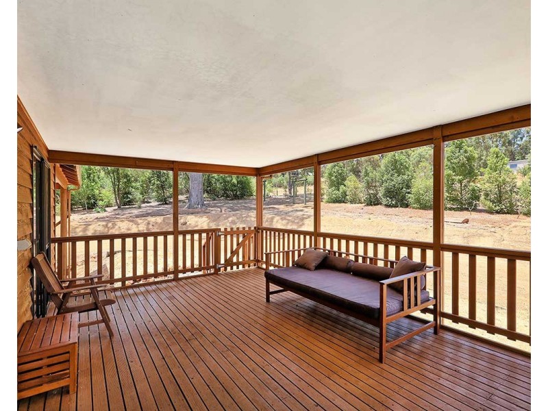 14 Honeybush Vista, Jarrahdale WA 6124