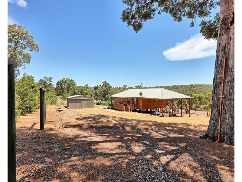 14 Honeybush Vista, Jarrahdale WA 6124