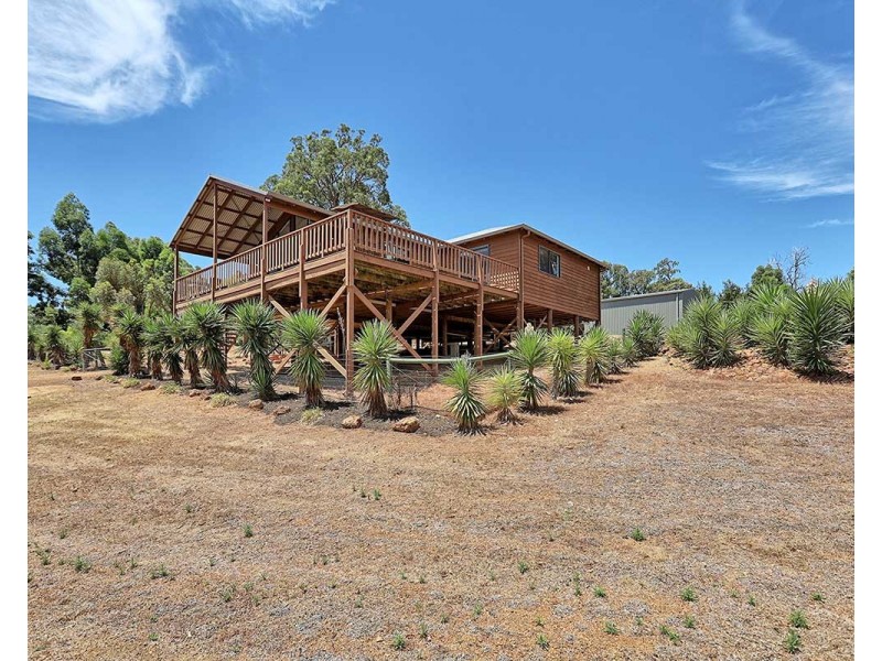 14 Honeybush Vista, Jarrahdale WA 6124