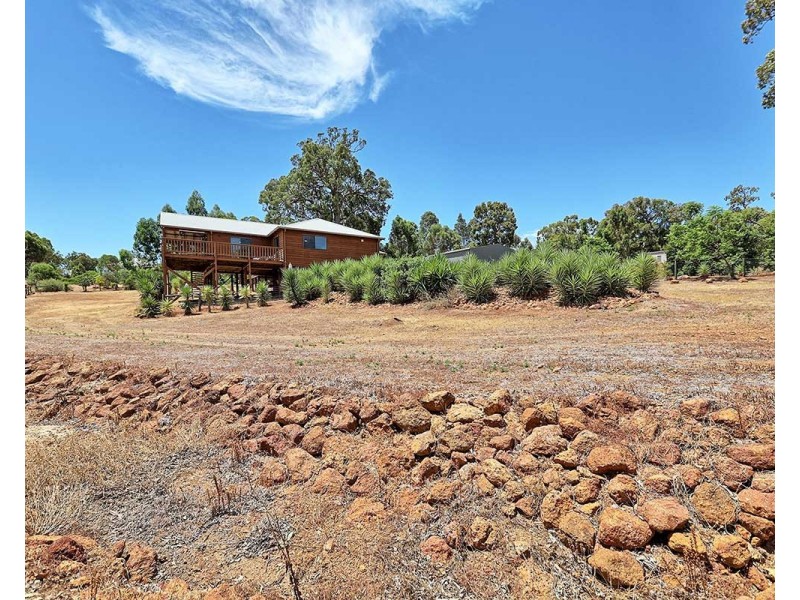 14 Honeybush Vista, Jarrahdale WA 6124