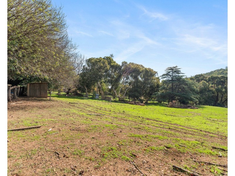 231 Albany Highway, Bedfordale WA 6112