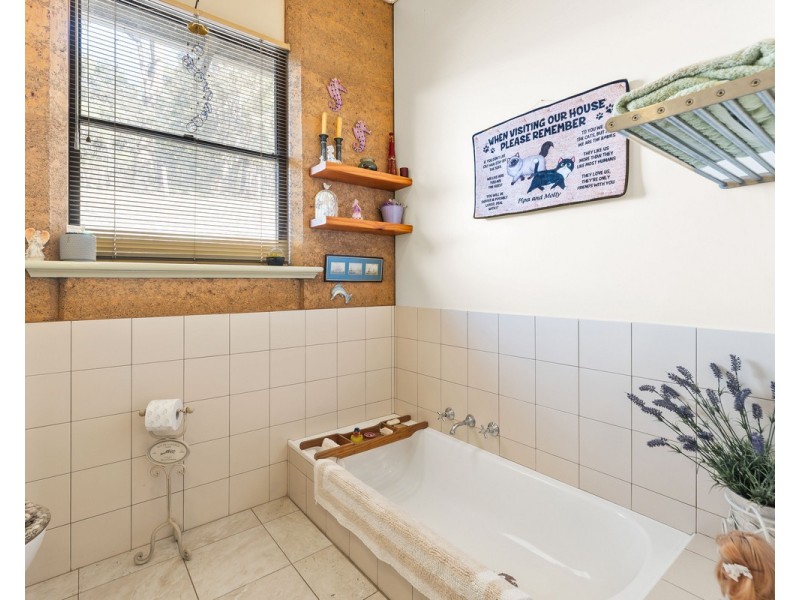 231 Albany Highway, Bedfordale WA 6112