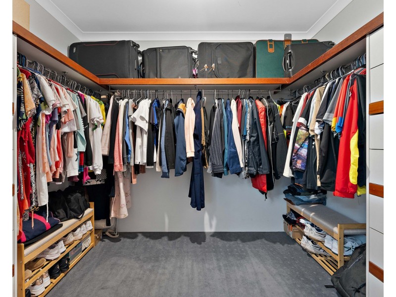 17 Darling Range Drive, Bedfordale WA 6112