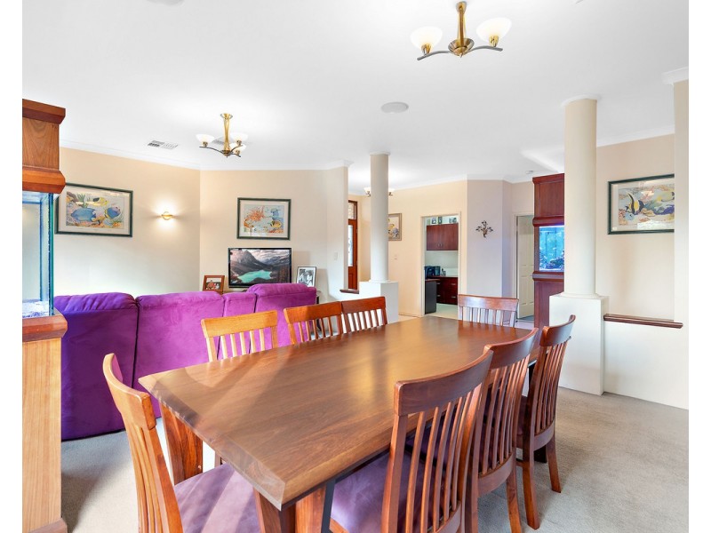 17 Darling Range Drive, Bedfordale WA 6112