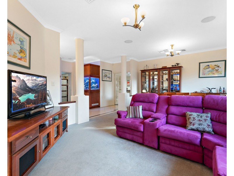 17 Darling Range Drive, Bedfordale WA 6112