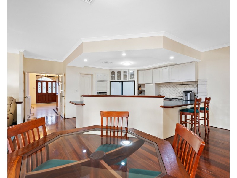 17 Darling Range Drive, Bedfordale WA 6112