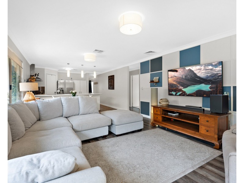 35 Furnivall Parade, Baldivis WA 6171