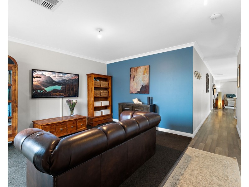 35 Furnivall Parade, Baldivis WA 6171