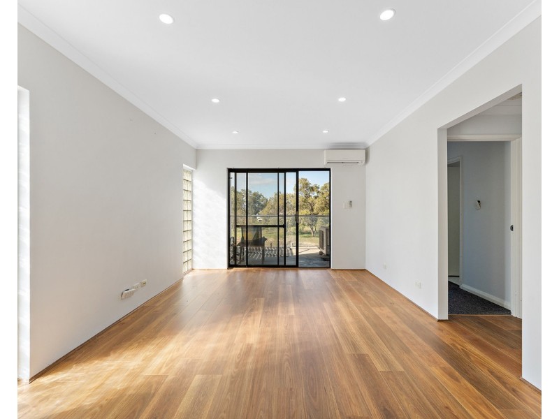 219/348 Railway Parade, Beckenham WA 6107