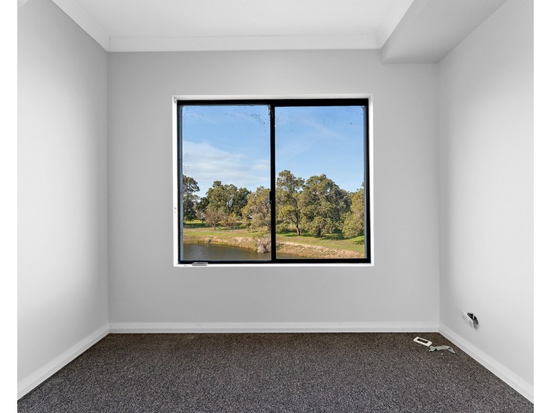 219/348 Railway Parade, Beckenham WA 6107