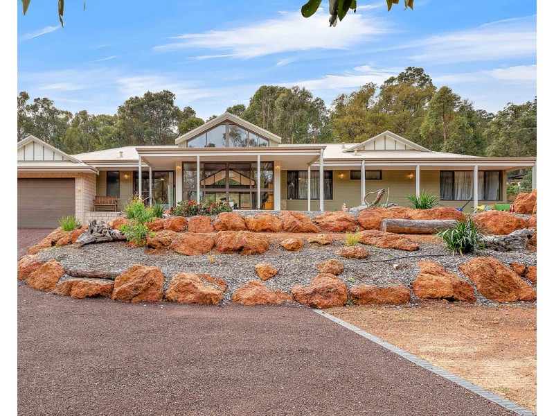 37 Grieve Way, Bedfordale WA 6112