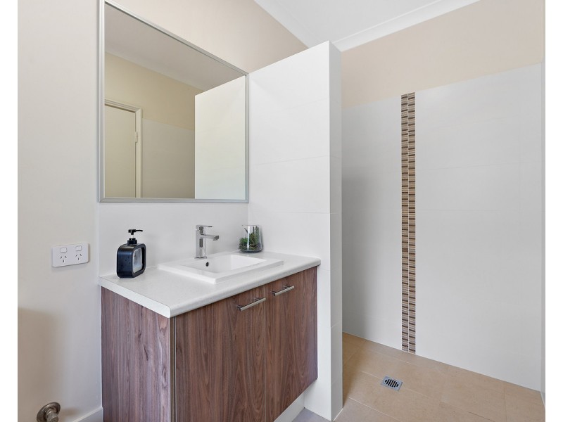 37 Grieve Way, Bedfordale WA 6112