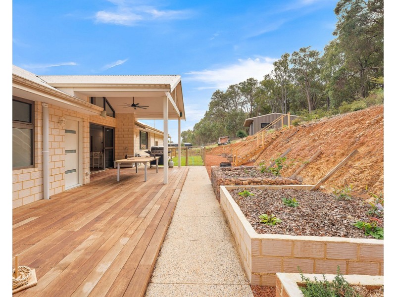 37 Grieve Way, Bedfordale WA 6112