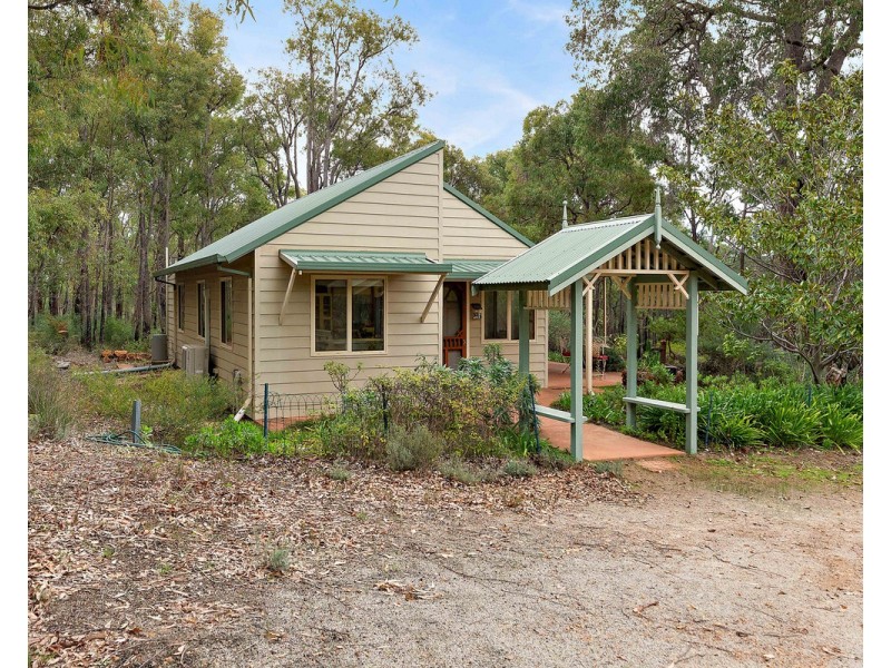 149 Versteeg Grove, Martin WA 6110
