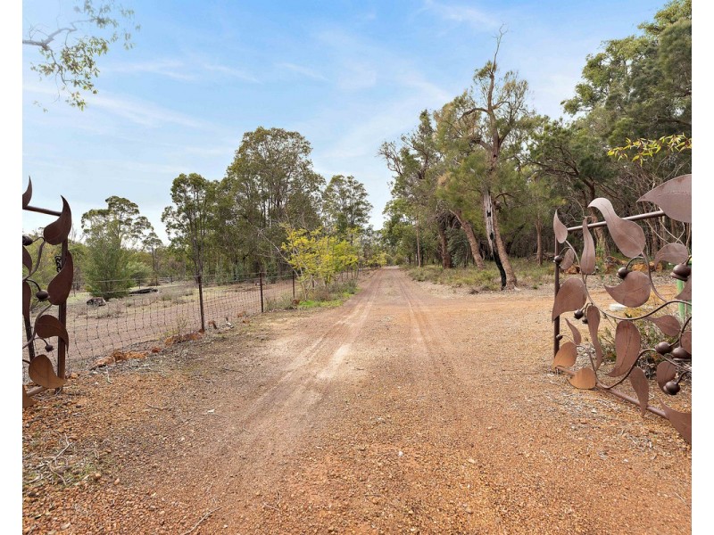 149 Versteeg Grove, Martin WA 6110