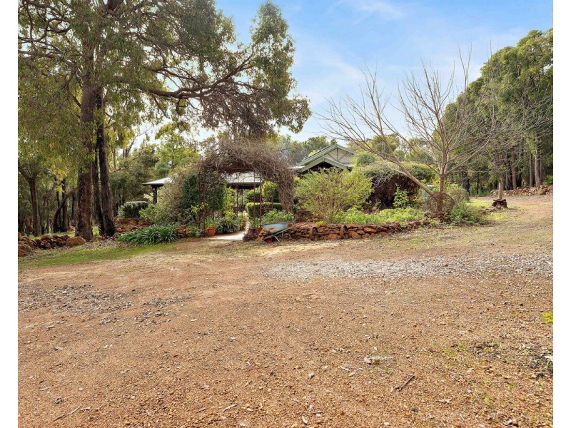 149 Versteeg Grove, Martin WA 6110