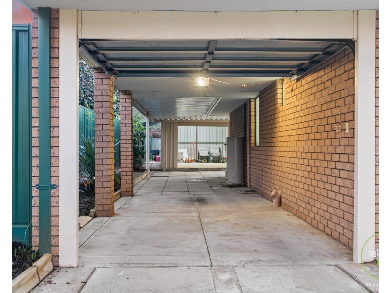 55 Excalibur Circle, Camillo WA 6111