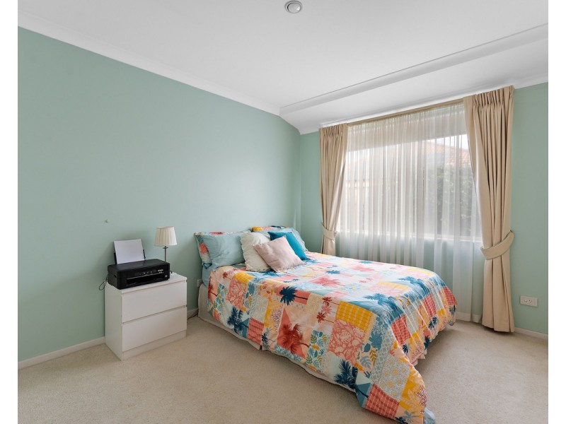 17 Granada Loop, Seville Grove WA 6112