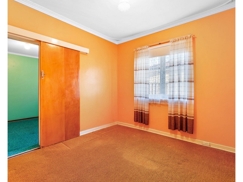 122 Renou Street, East Cannington WA 6107