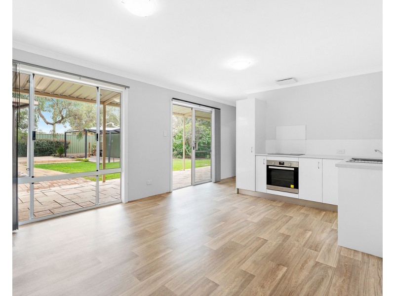 2 Talwin Court, Kelmscott WA 6111