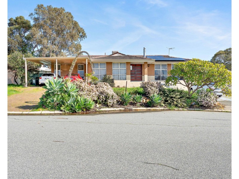 22 Binburra Way, Mount Nasura WA 6112