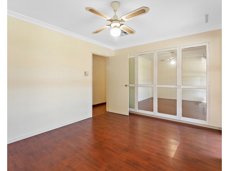 22 Binburra Way, Mount Nasura WA 6112