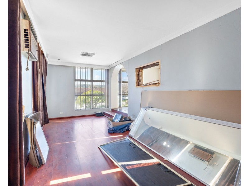 22 Binburra Way, Mount Nasura WA 6112