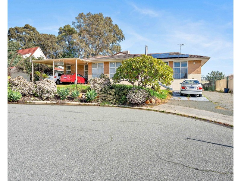 22 Binburra Way, Mount Nasura WA 6112