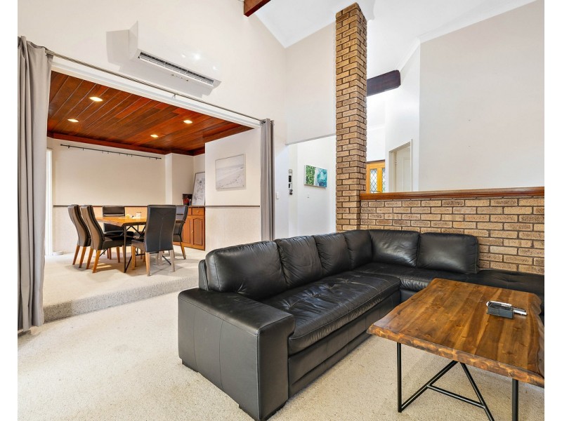 12 Orchid Drive, Roleystone WA 6111