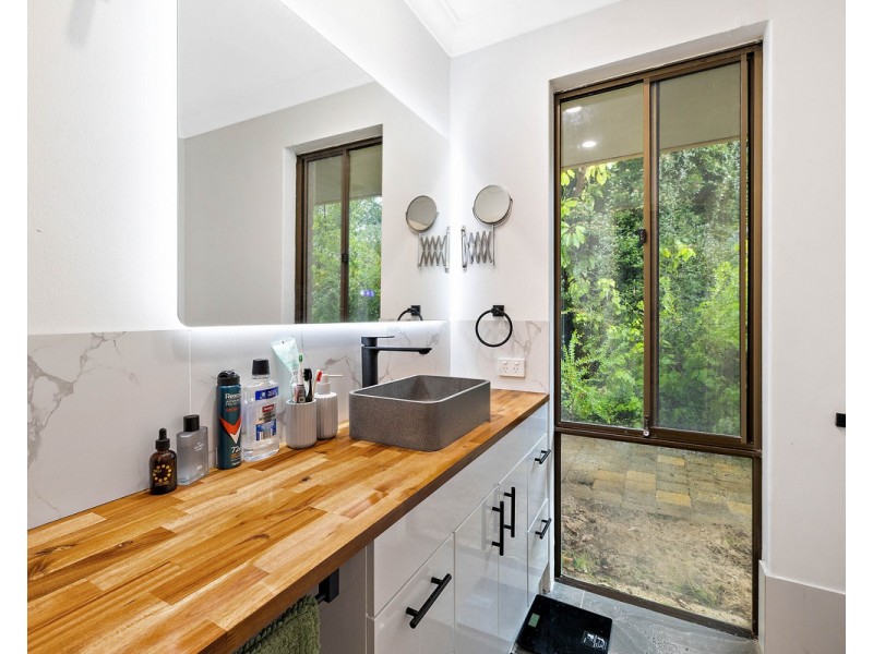 12 Orchid Drive, Roleystone WA 6111