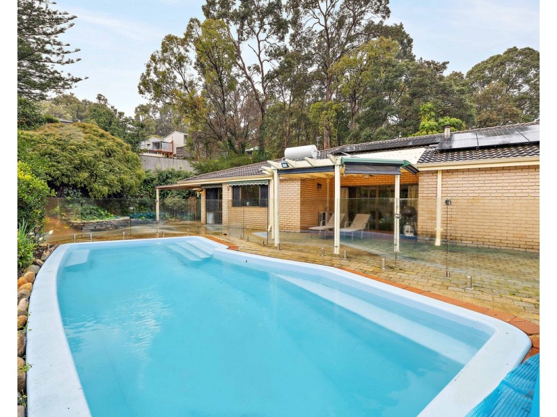 12 Orchid Drive, Roleystone WA 6111