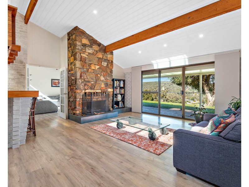 24 Grade Road, Kelmscott WA 6111