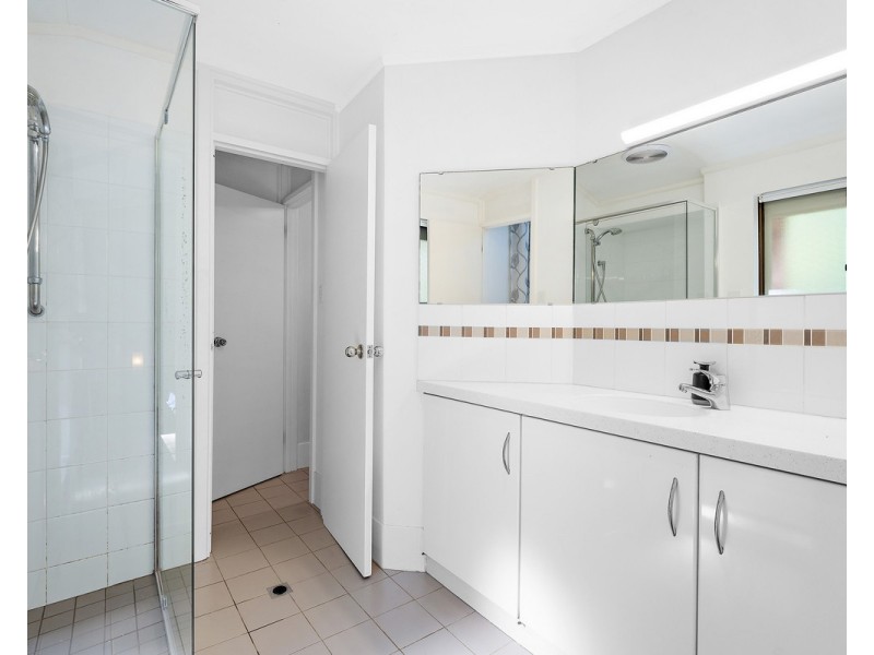 24 Grade Road, Kelmscott WA 6111