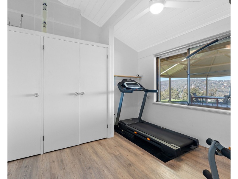 24 Grade Road, Kelmscott WA 6111