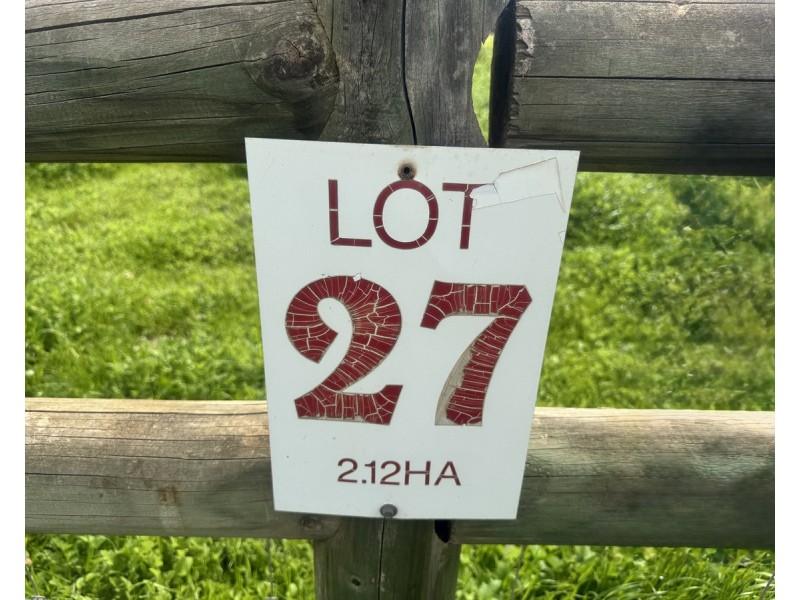 Lot 27,  Charlton Road, Wandering WA 6308